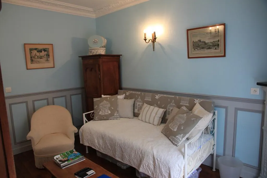 Apartment Lourmel Paris