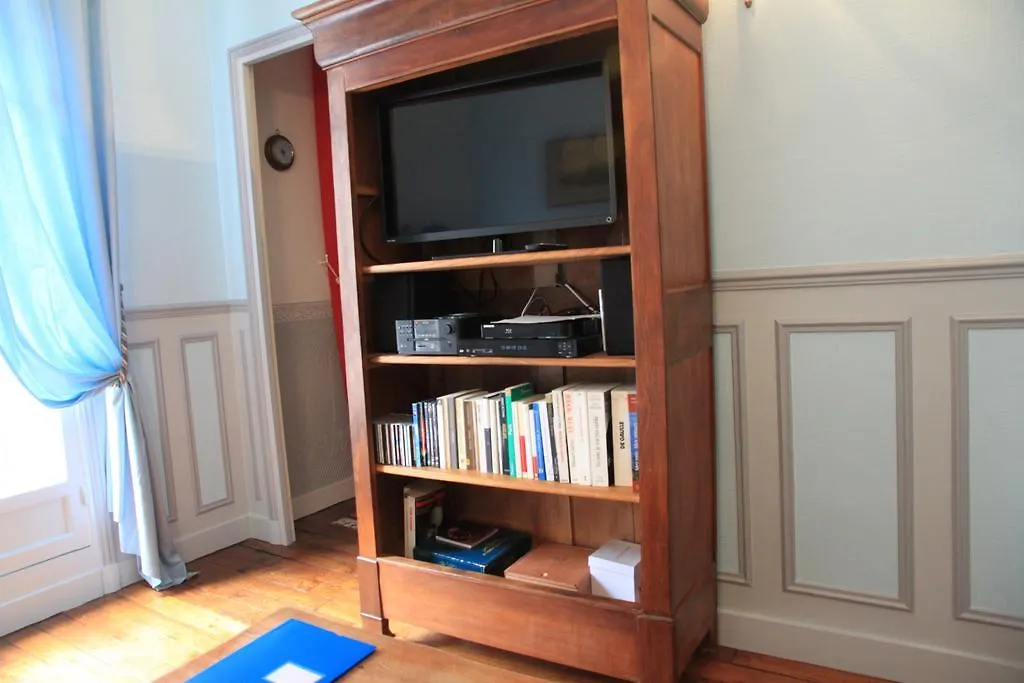 Apartment Lourmel Paris