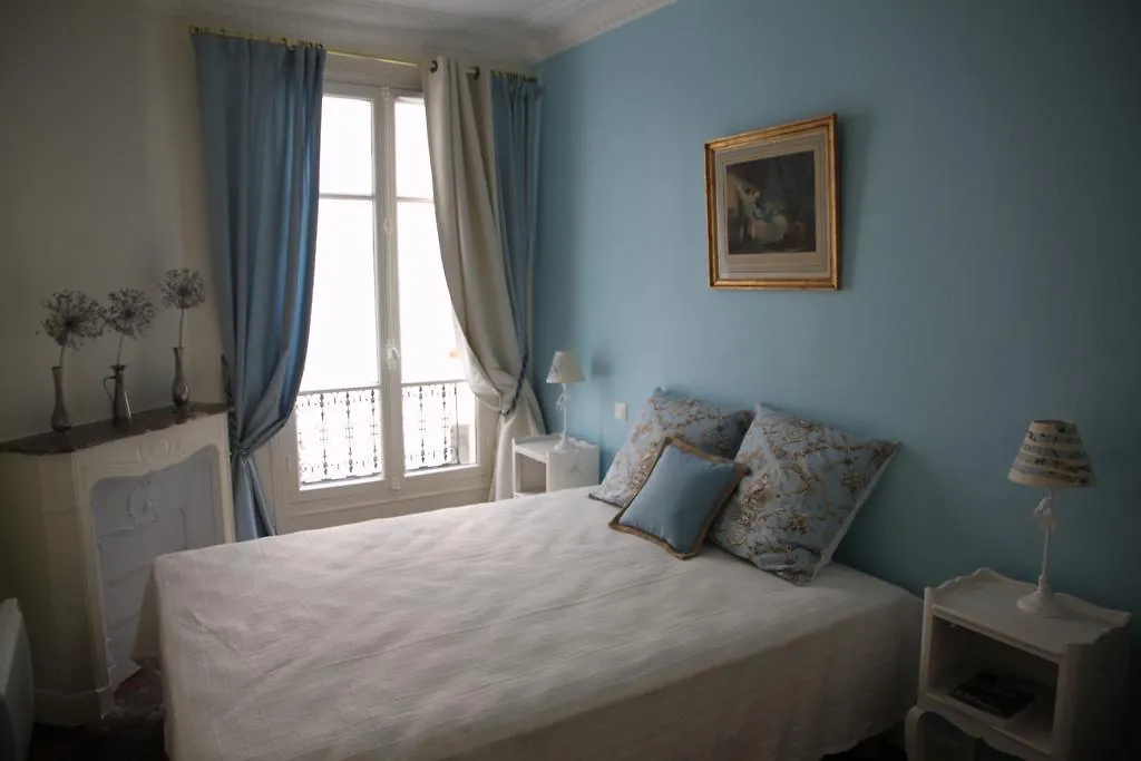 Apartment Lourmel Paris
