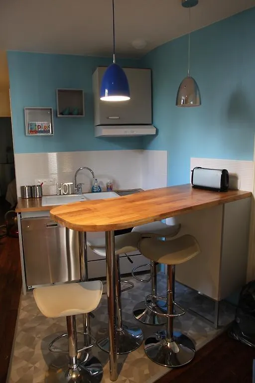 Apartment Lourmel Paris