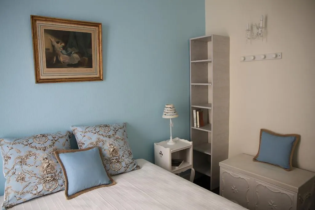 Apartment Lourmel Paris 0*,  France