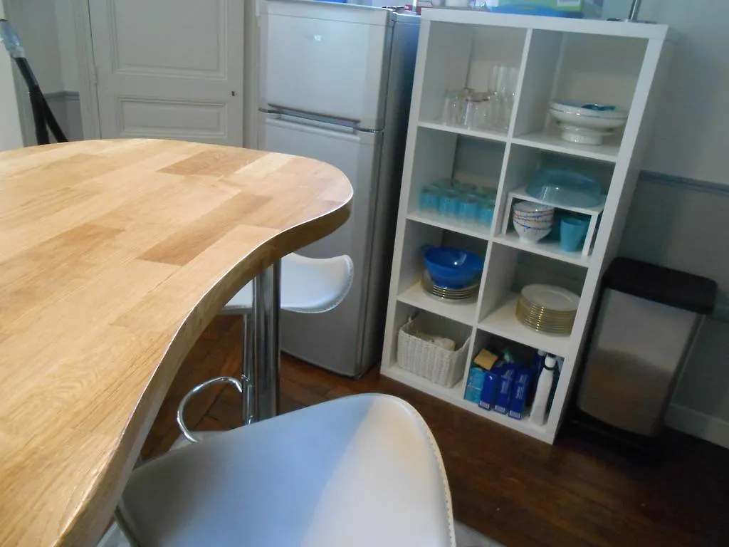 Apartment Lourmel Paris